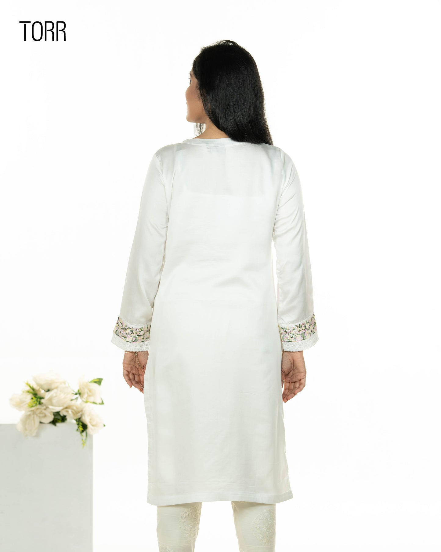 Ethnic Wear (01 Piece Kurti) | WHITE/GREEN