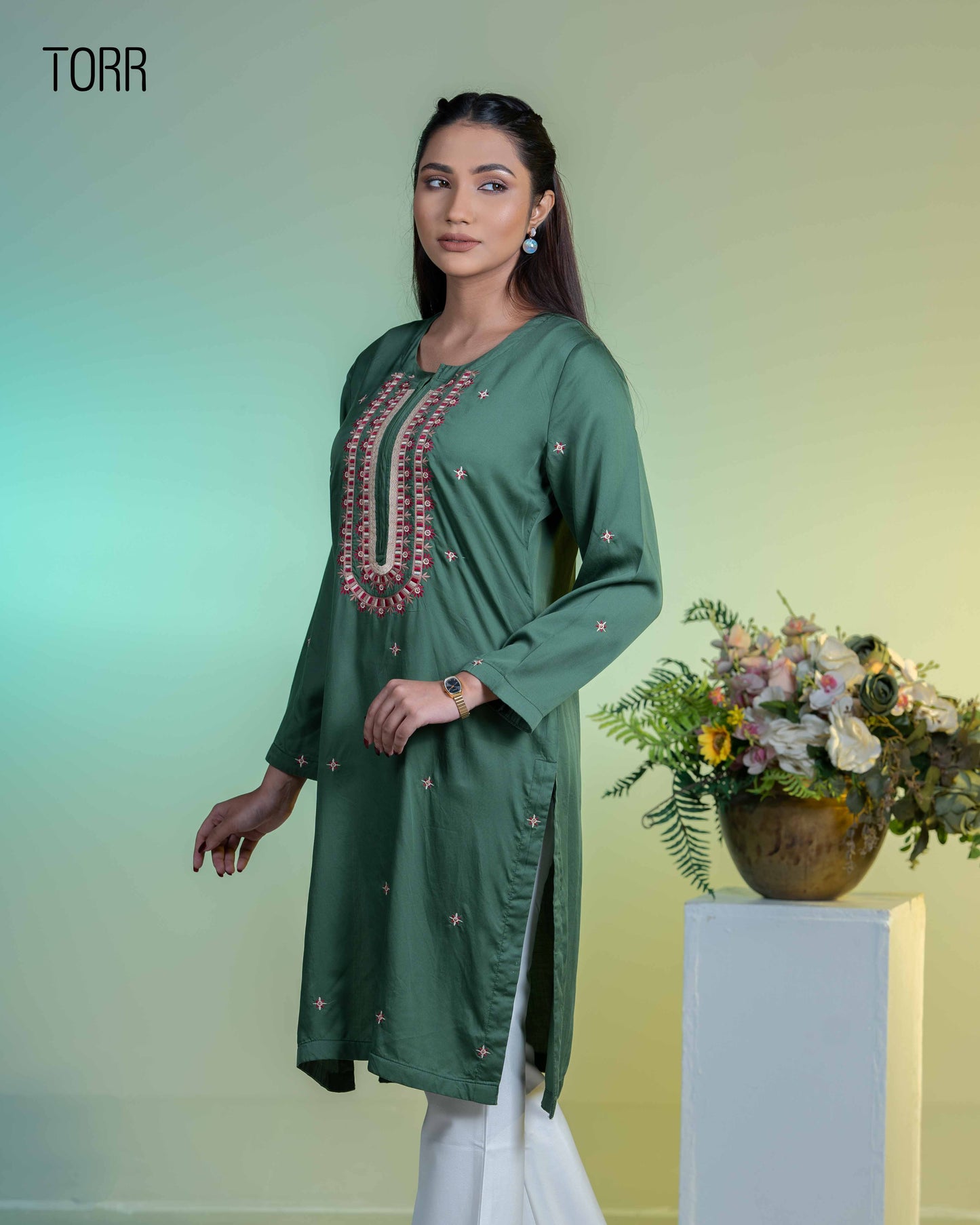 Ethnic Wear (01 Piece Kurti) | Greener Pestures