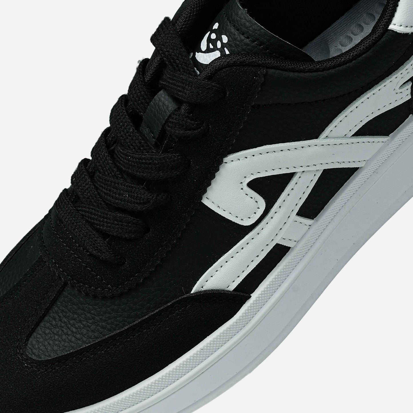 Panda Men’s Casual Sneaker | Black White