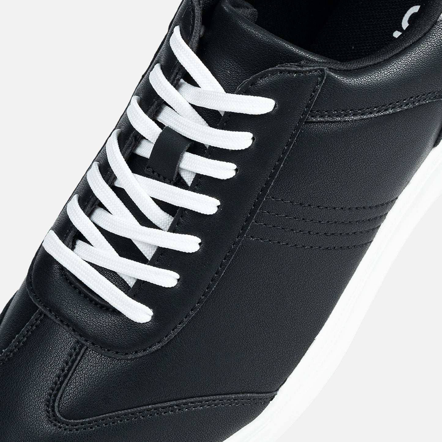 Torr Men’s Casual Shoe | Black